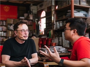 “Trò chuyện” với Elon Musk